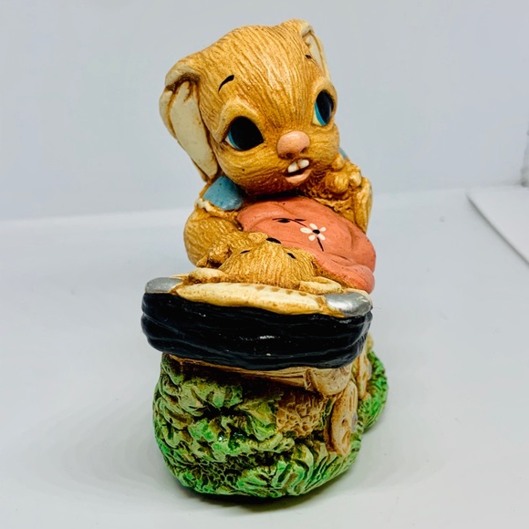 Vtg Woodlander Hand Painted Stone Ware “Baby Doll” - Picture 3 of 6